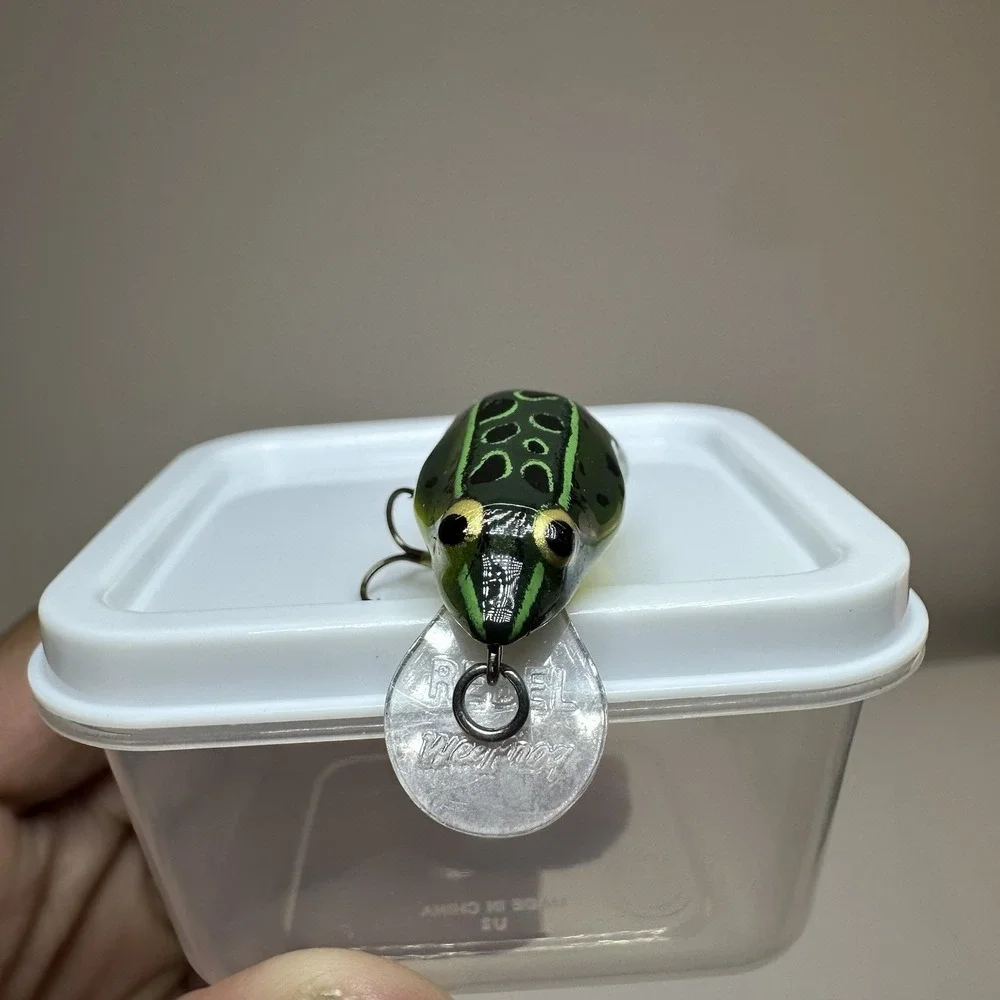 Vintage Rebel Wee Frog Fishing Lure Green Frog Crankbait 1.5